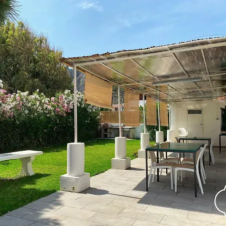 Couette-café La Casa Del Tono Milazzo